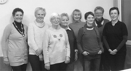 Teilnehmerinnen des ersten Pflegekurses für die Angehörigen von Demenzkranken